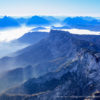Neblige Berglandschaft