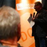 Bild von Kay Hoffmann vor Publikum