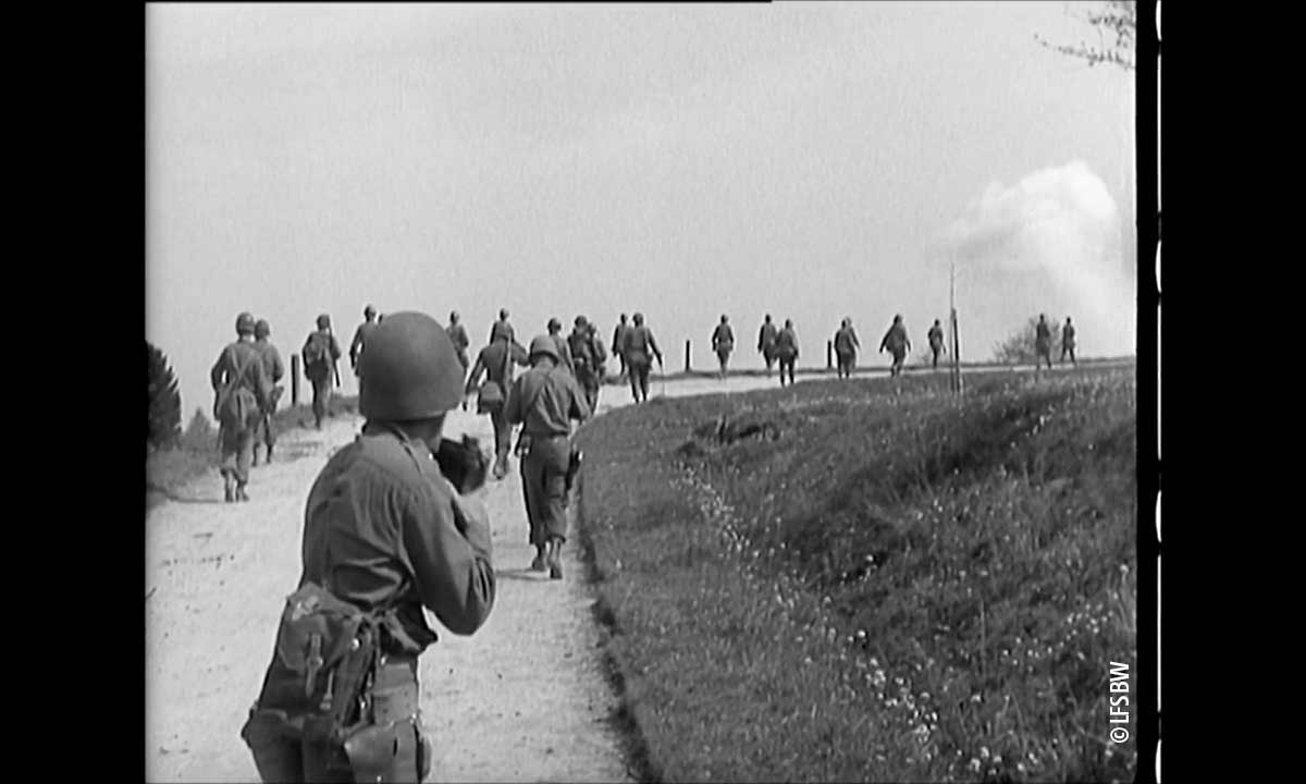 Amerikaner rücken nach dem Zweiten Weltkrieg 1945 in Nordbaden vor.