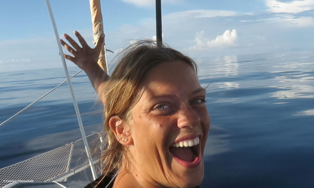 Seglerin Jonna Allein im Atlantik in Doku ROAMERS