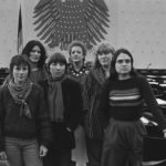 komplett weibliche Parteispitze 1984 bei Die Grünen in Die Unbeugsamen