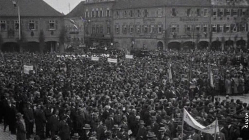 Kundgebung auf dem Marktplatz Ludwigsburg um 1930 Landesfilmsammlung Baden-Württemberg
