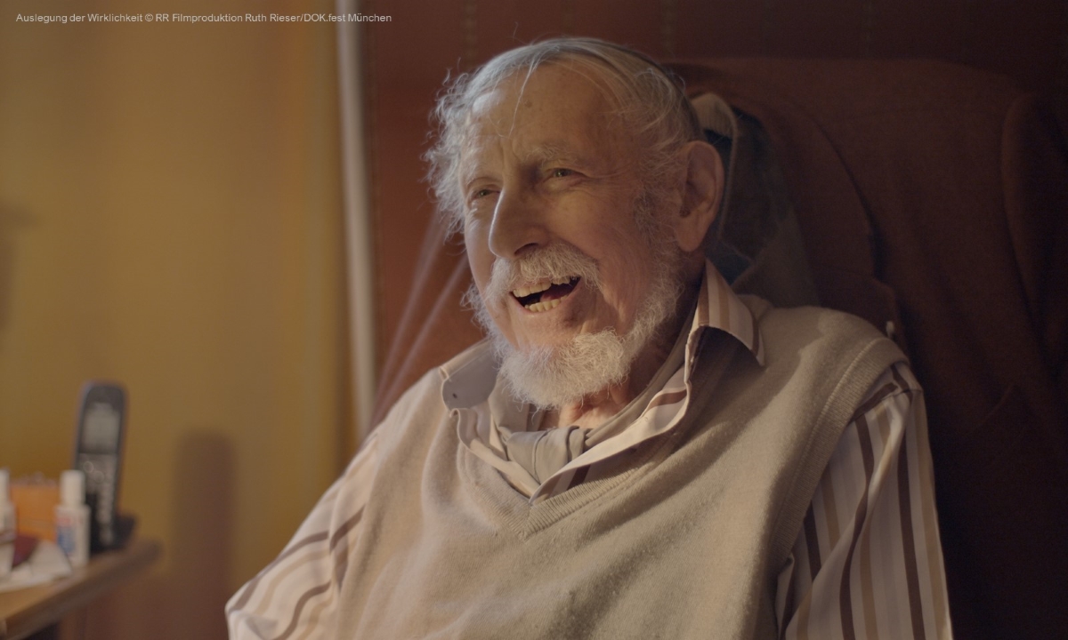 Georg Stefan Troller in "Auslegung der Wirklichkeit" © RR Filmproduktion Ruth Rieser/DOK.fest München