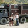 Panamericana Familie unterwegs mit umgebautem LKW