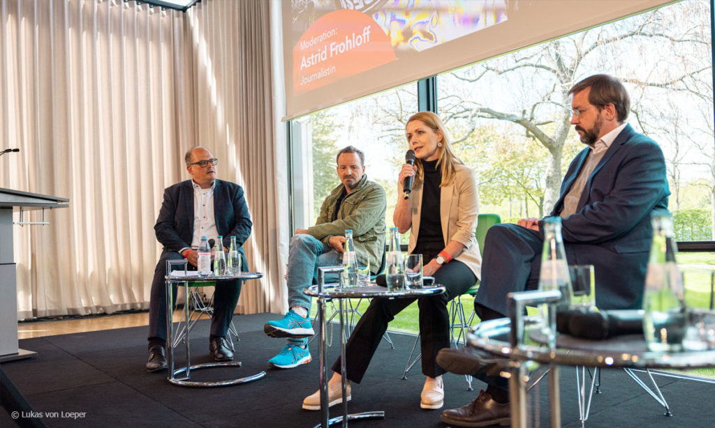 Eindrücke vom Panel "Medienfreiheit im Ausnahmezustand"