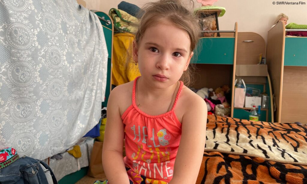 Kira, sechs Jahre alt, aus Charkiw