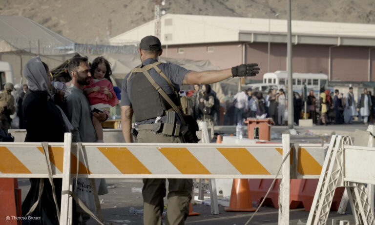 Die Kabul Luftbrücke half tausenden Menschen aus Afghanistan auszufliegen (Foto: Theresa Breuer)