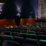 Publikum bei der DOK Premiere Thomas Schütte im Delphi Arthaus Kino Stuttgart