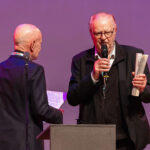 Stefan Paul bei der Dankesrede für die Preisverleihung (Foto: Melina Seitz/Hofer Filmtage)