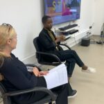 Astrid Beyer und Rabi Yansané im Gespräch